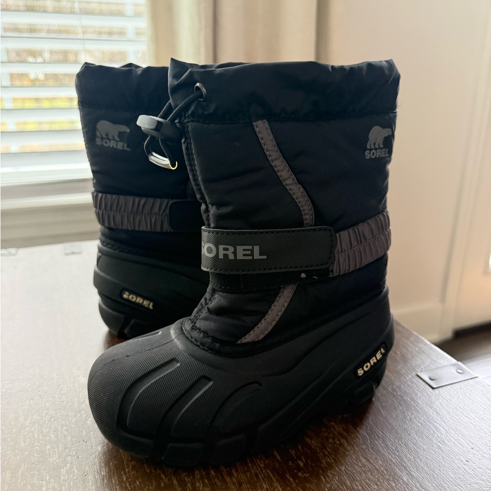 SOREL
Kids' Flurry Waterproof
Snow Boot